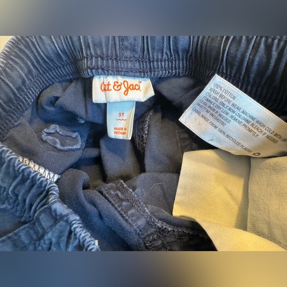 Gift with Purchase - Picture 5 of 5